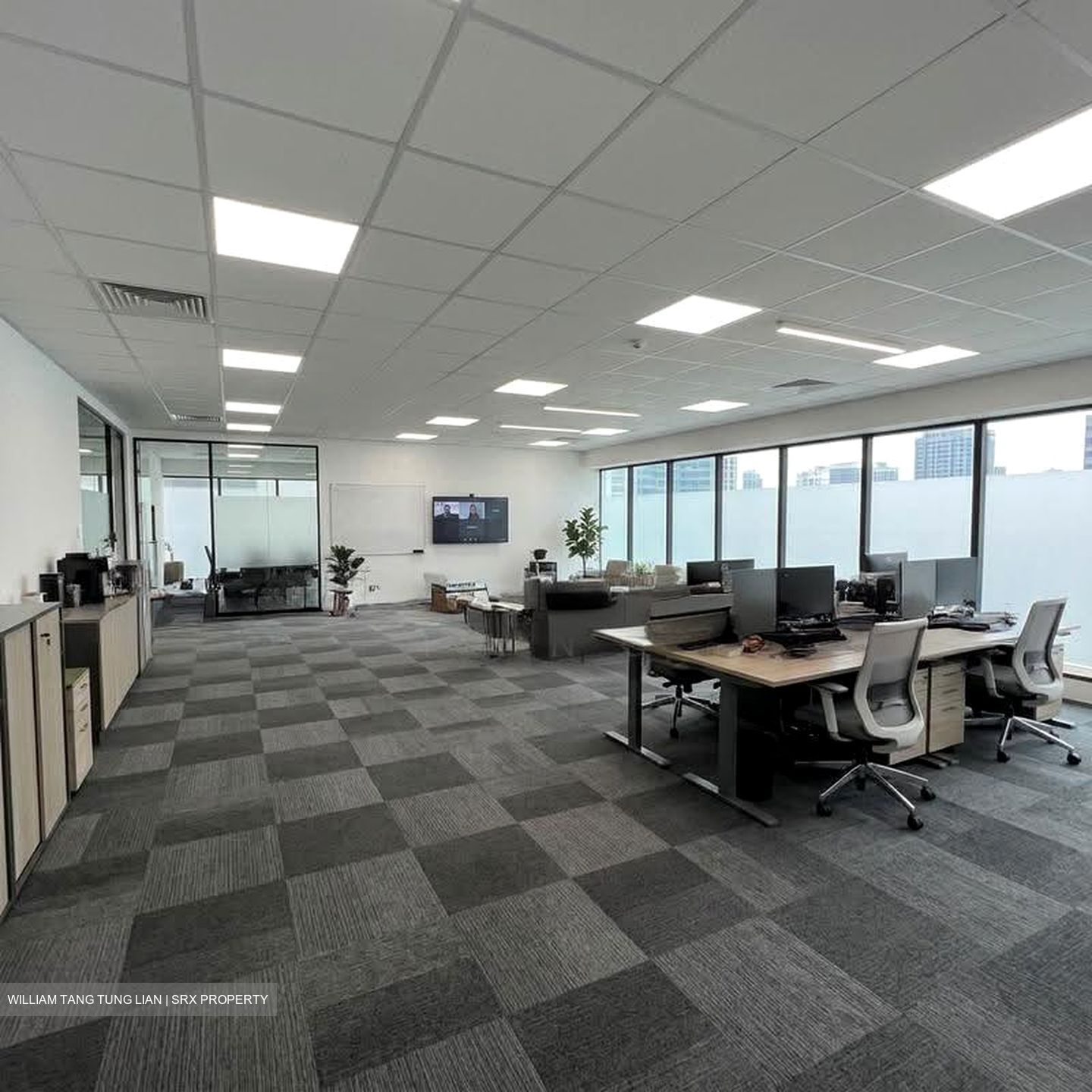 Tong Building (D9), Office #632360071